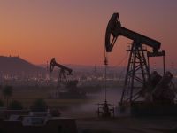 Добыча нефти. Фото из открытых источников