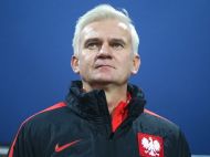 Тренер сборной Польши по&nbsp;футболу внезапно умер после пробежки (фото, видео)