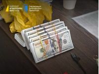 Викрили посадовця СБУ разом із підлеглим та адвокатом на отриманні неправомірної вигоди у розмірі $110 тис