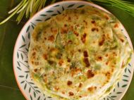 Хачапури на&nbsp;кефире с&nbsp;зеленью и&nbsp;сыром без духовки: ну&nbsp;о-о-о-о-чень вкусный рецепт от&nbsp;переборчивого судьи &laquo;МастерШефа&raquo;