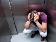 &laquo;Ловушка&raquo; лифта: как избежать травм при его остановке и&nbsp;что мы&nbsp;обычно делаем неправильно в&nbsp;самых частых ситуациях