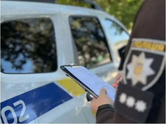 Усі наряди поліції Києва орієнтовані на пошуки водія, фото Нацполіція