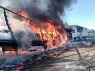 На&nbsp;Днепропетровщине от&nbsp;удара дрона пострадал автобус, перевозивший десятки детей, есть раненые (фото)