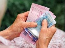 У травні частині українців підвищать пенсії: кому і скільки доплатять