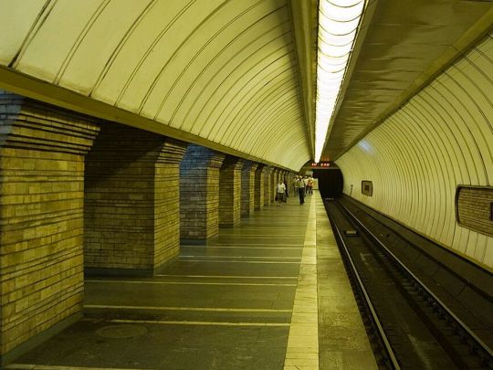 Метро «Звіринецька». Фото з Вікіпедії