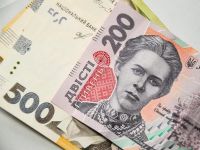 Володимир Зеленський підписав закон про автоматичне призначення пенсій