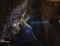 У Краматорську рятувальники розбирають завали, фото ДСНС