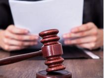 Прокуроры Хмельнитчины через суды возвращают пенсии по инвалидности
