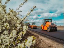 ALT Техніка Autostrada на дорогах