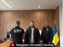 Обшуки тривають в Ужгородському РТЦК та СП. Фото зі сторінки В.Глаголи
