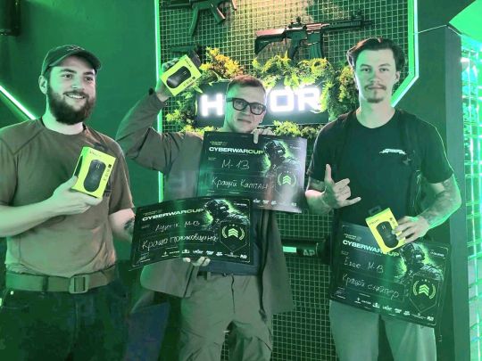 Команда М13 дебютировала на кибертурнире CYBERWAR CUP