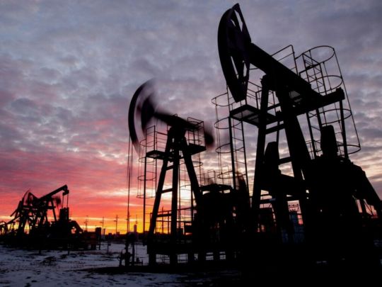 Видобуток нафти. Фото з відкритих джерел