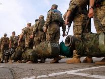 В Україні серйозною проблемою залишається самовільне залишення частини