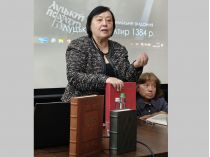 Анна Горобец: «Один экземпляр факсимильного издания обошелся нам более трех тысяч гривен» (Фото автора)