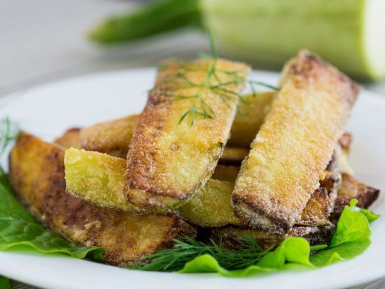 Быстро, вкусно, необычно: кабачки за 10 минут — рецепт, который покоряет