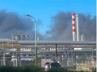 В Венгрии на НПЗ произошел взрыв и вспыхнул пожар, фото из открытых источников