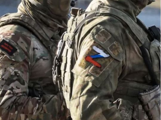 Русские издеваются над пленными украинцами, фото из открытых источников