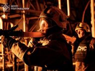 Руїни замість будинків, згорілі авто, є&nbsp;жертви: рф&nbsp;завдала масованого удару по&nbsp;містах України (фото, відео)