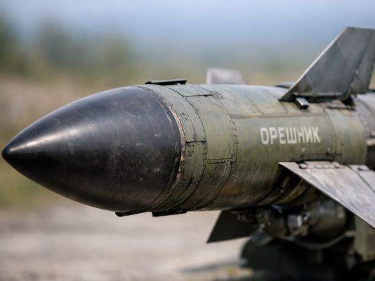 «Орєшнік» зганьбив кремль: аналітики про удар російської ракети по окупованому Донбасу
