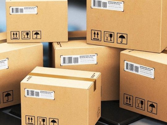 Народні депутати не підтримали законопроєкт про податок на посилки