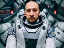 Актер Владимир Кравчук в фильме "Ты - космос"