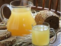 Домашній квас без зусиль: як приготувати ідеальний напій