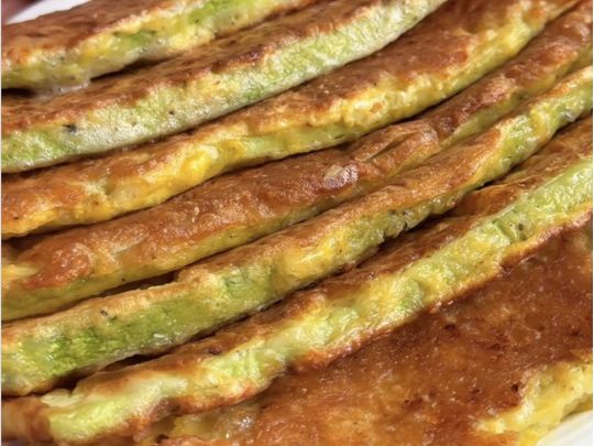 Кабачки с тертым сыром и специями, фото скриншот видео
