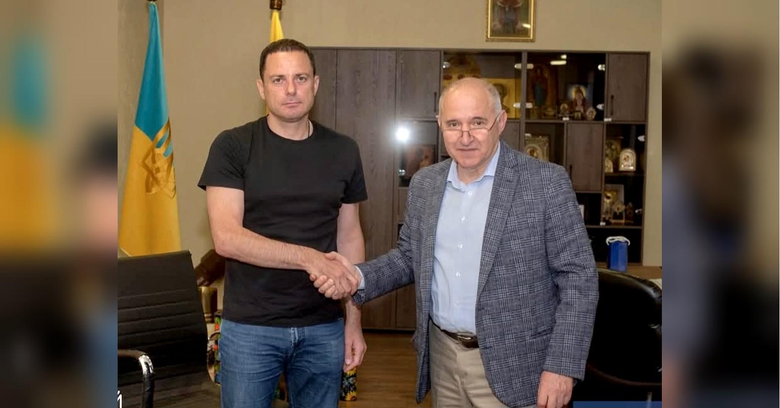 Впровадження передових медпрактик у громаді: мер Білоусов розкрив деталі візиту кардіолога Тодурова у Кам’янське