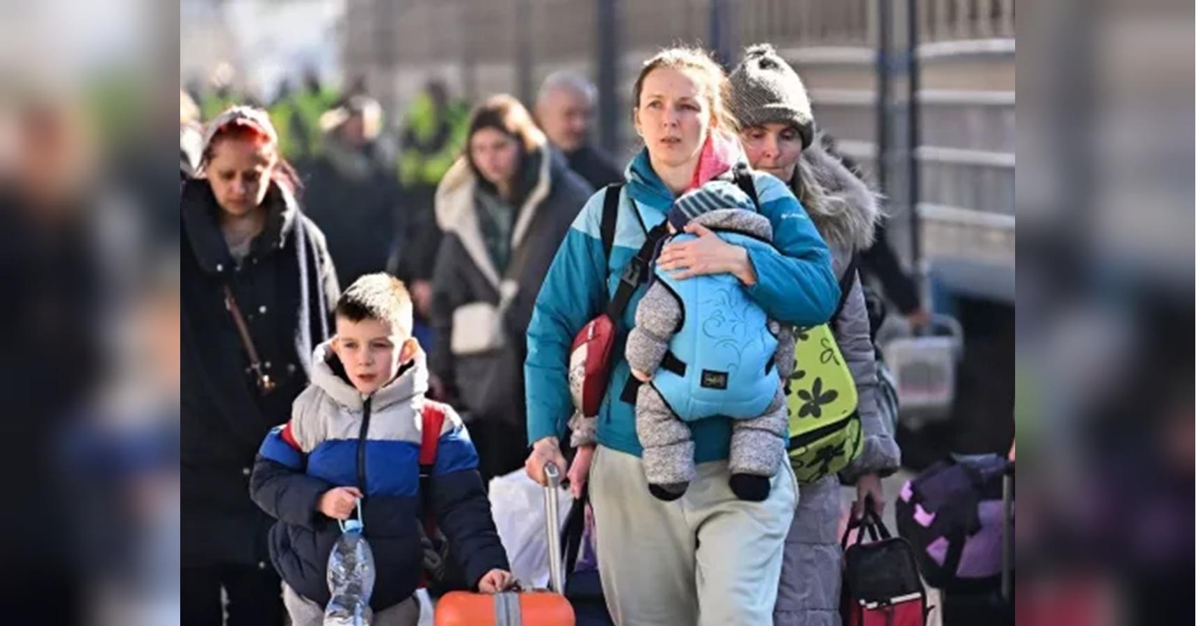 ЄС продовжить тимчасовий захист українських біженців призовного віку. Але не для всіх