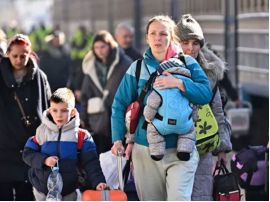 ЄС продовжить тимчасовий захист українських біженців призовного віку. Але не для всіх