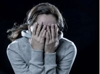 Людина після тревог відчуває втому та виснаженість, фото з відкритих джерел