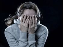 Людина після тревог відчуває втому та виснаженість, фото з відкритих джерел