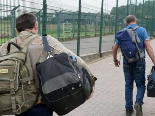 Українським чоловікам призовного віку можуть скасувати тимчасовий захист ЄС
