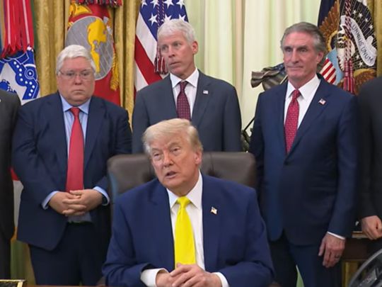 Дональд Трамп підтримав ідею зустрічі Володимира Зеленського з Володимиром Путіним — Фото: скріншот відео