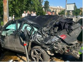 У Києві авто влетіло у підземний перехід&nbsp;— Фото: Національна поліція України