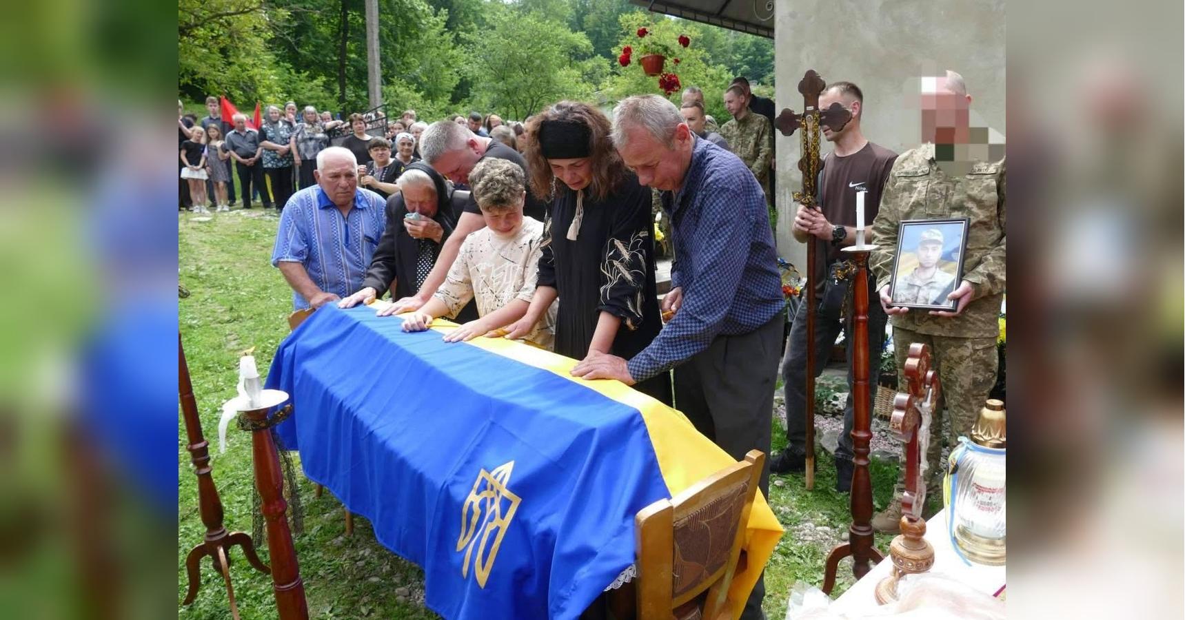 Жили з дружиною у любові та злагоді: після півтора року надій «на щиті» повернувся воїн з Прикарпаття