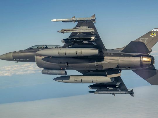 Крилата ракета AGM-188A Rusty Dagger на F-16