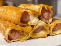 Не омлет и не бутерброды: сытный завтрак из лаваша и сосисок