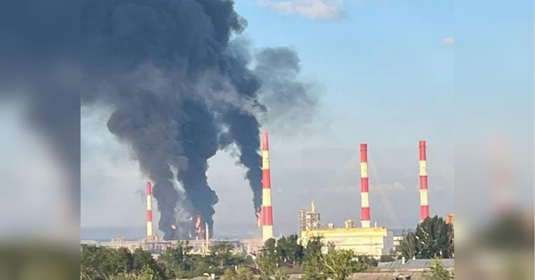 У росії ще один великий НПЗ зупинив роботу після атаки українських дронів