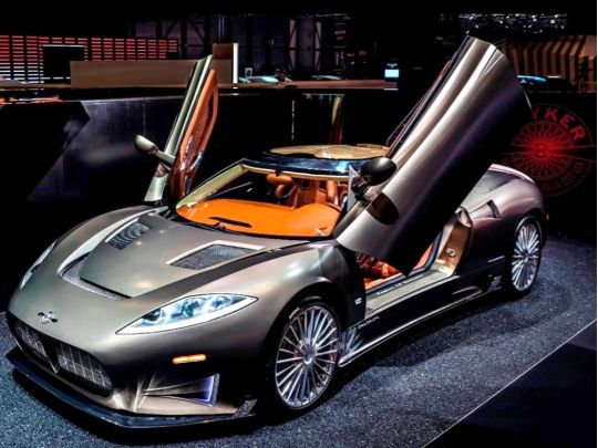 Люксовий спорткар Spyker