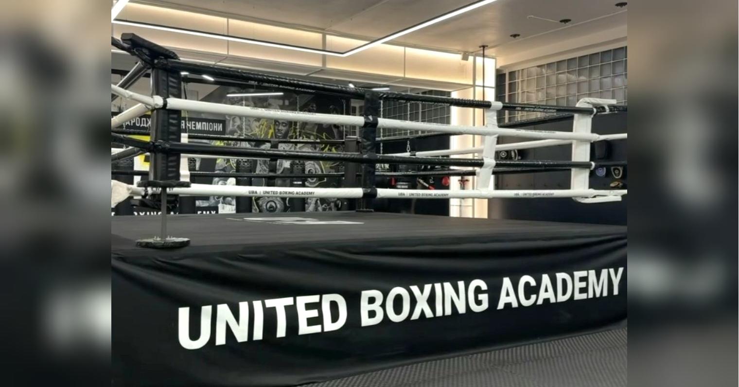 ТОПбоксери України привітали Єгора Альшевскі та United Boxing Academy з відкриттям нового спортивного простору в Києві
