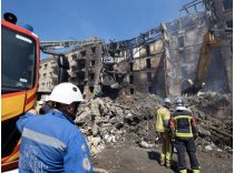 Россия усилила удары по гражданским в Украине, фото ГСЧС