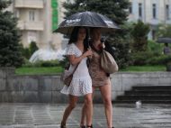 Знову дощі та&nbsp;шквальний вітер: і&nbsp;третій тиждень червня не&nbsp;потішить українців погодою