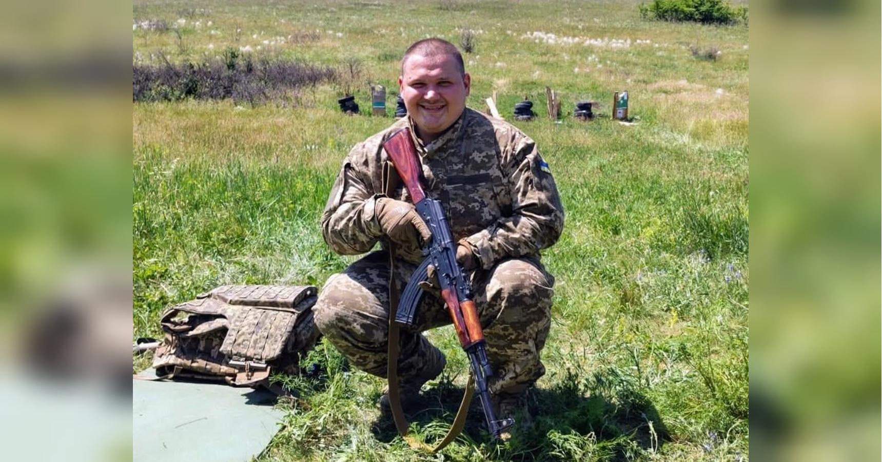«Зараз не маю можливості радувати вас новими піснями»: переможець «Х-Фактора» пішов служити у ЗСУ