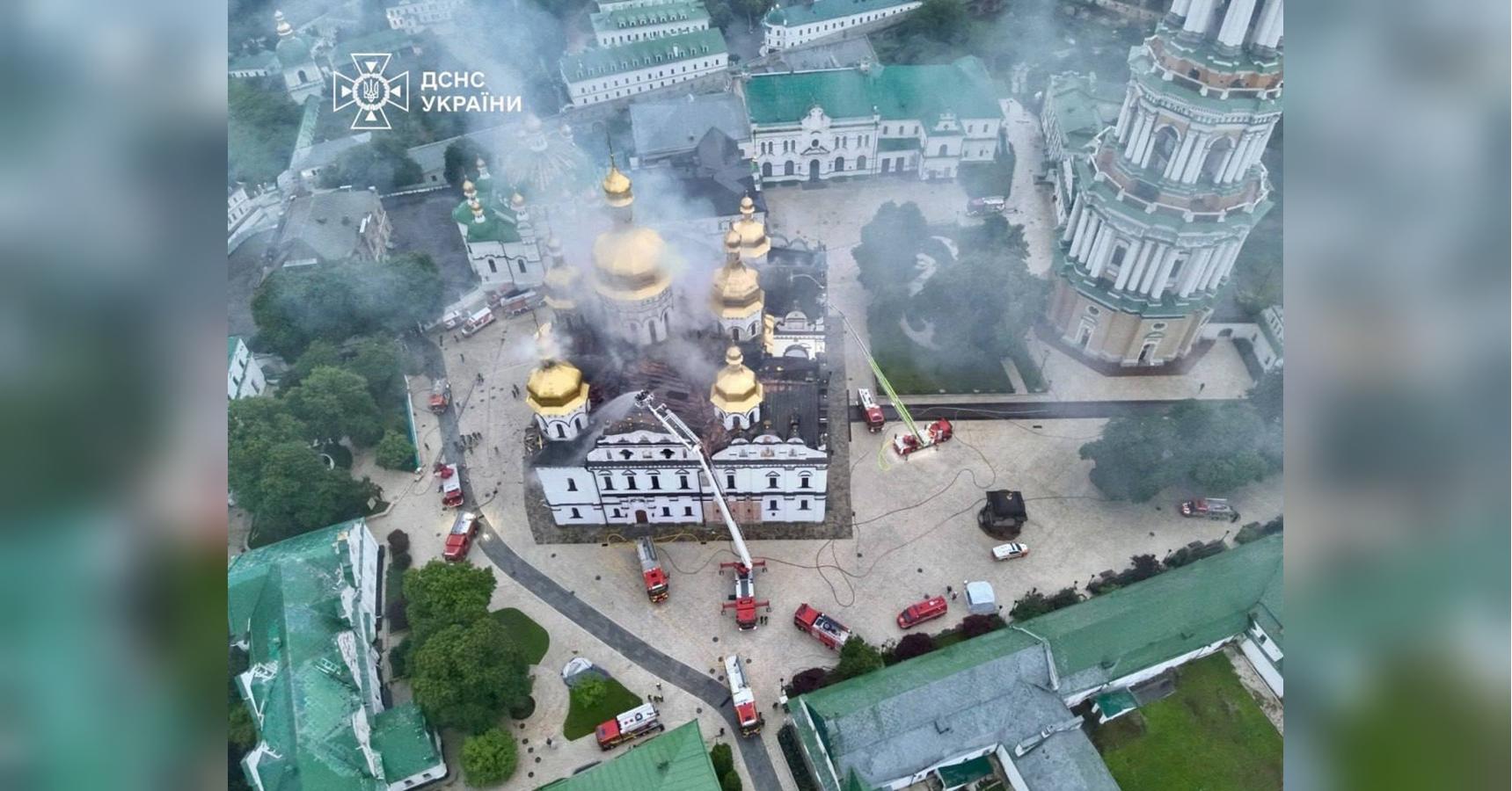 60 ракет лише по Києву: Зеленський пообіцяв путіну відповідь на масований обстріл (фото, відео)