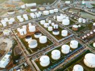 Стратегічні запаси нафти США стрімко тануть