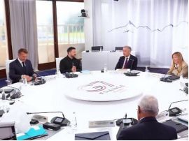 На саммите во Франции провели первую многостороннюю встречу в формате G7