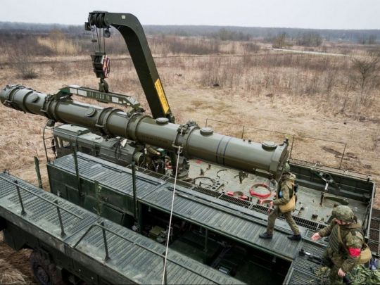 Подготовка к пуску крылатой ракеты комплекса "Искандер". Фото с сайта defence-ua