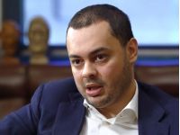 Сеяр Куршутов, предприниматель и эксперт по международной торговле, во время интервью