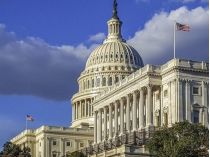 США можуть віддати заморожені активи рф на зброю для України